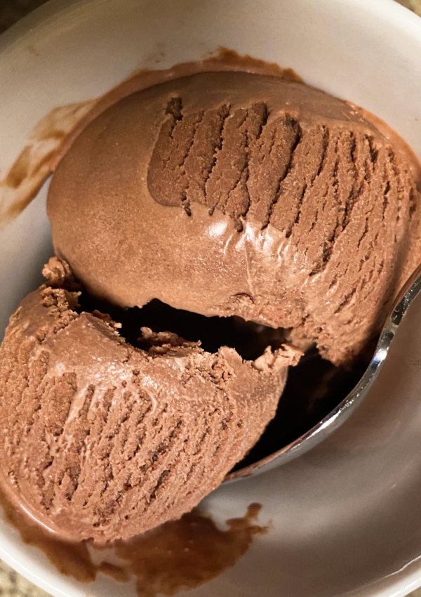 Homemade Ice Cream: Dark Chocolate