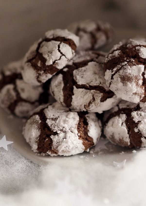 Blogmas Day 15: Recipe for Chocolate Crinkle Cookies